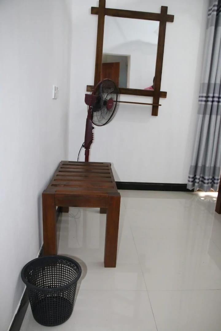 Habarana New Star Homestay Pokoj fotografie